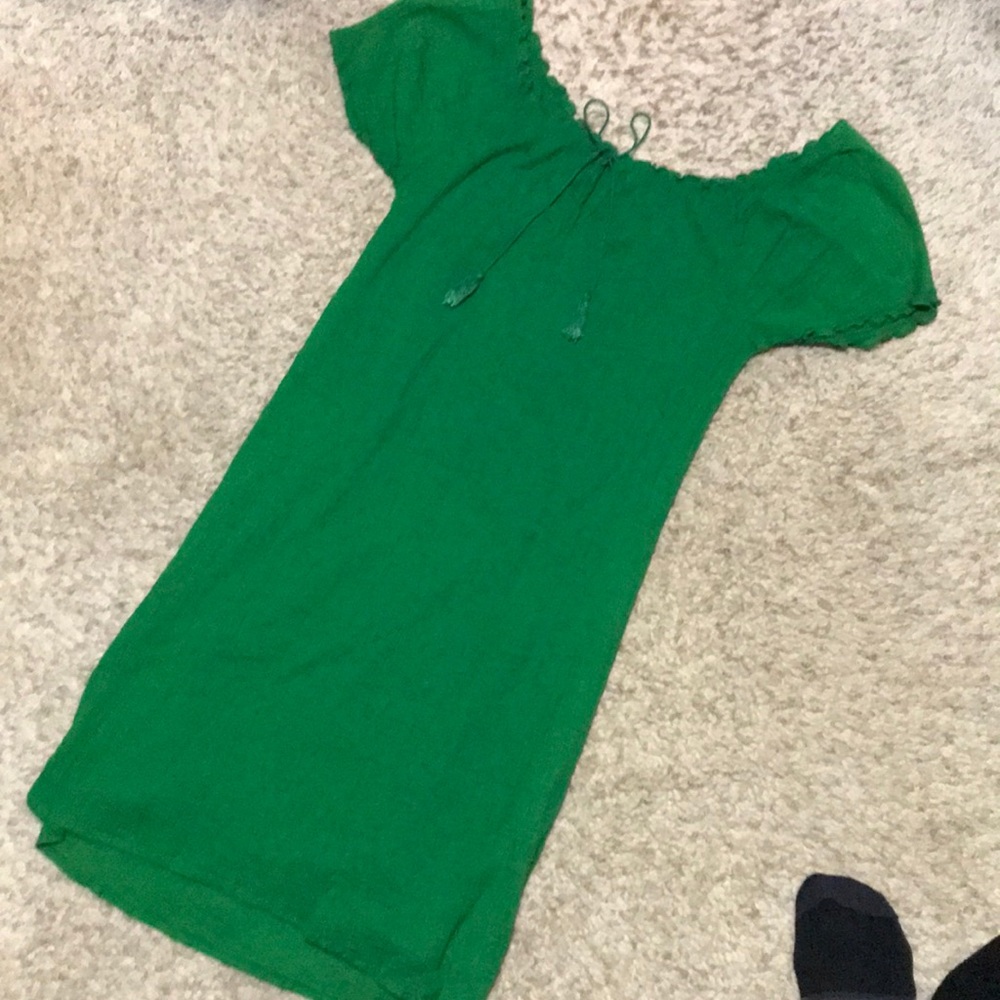 Green summery short-sleeved or off-shoulder dress